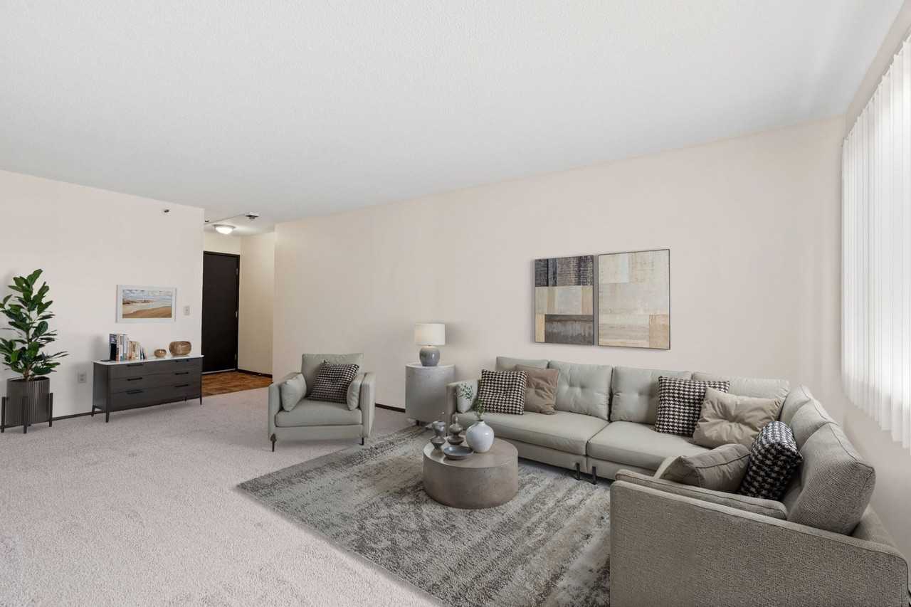 Summit Square - Photo 6 of 35