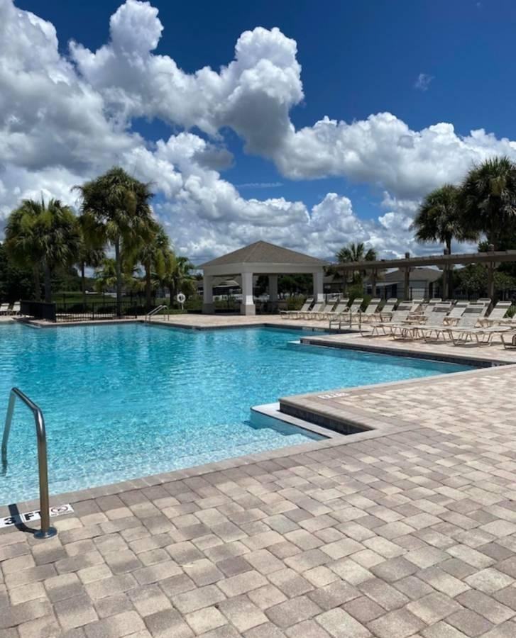 Nw 33rd Way - Photo 3 of 8