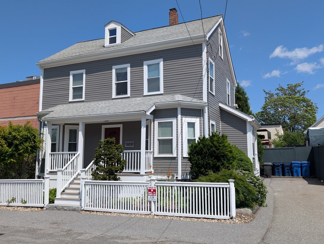 9 Wall St - Photo 2 of 23