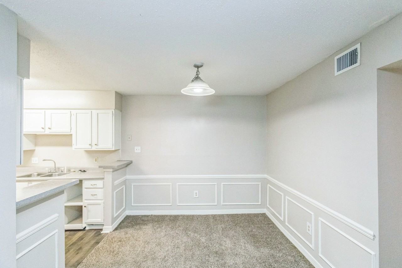 Hampton House - Photo 2 of 15