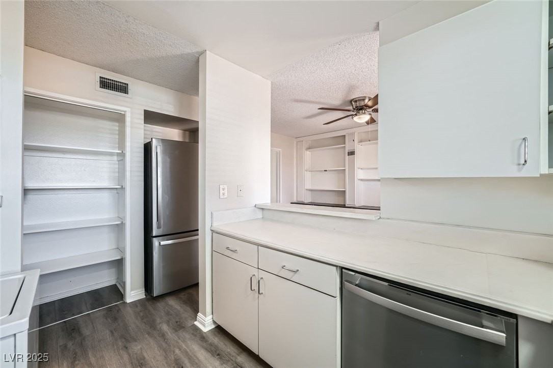 1100 Tam O'shanter Drive - Photo 6 of 13