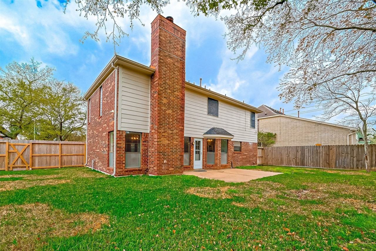 13507 Heron Field Court - Photo 2 of 23