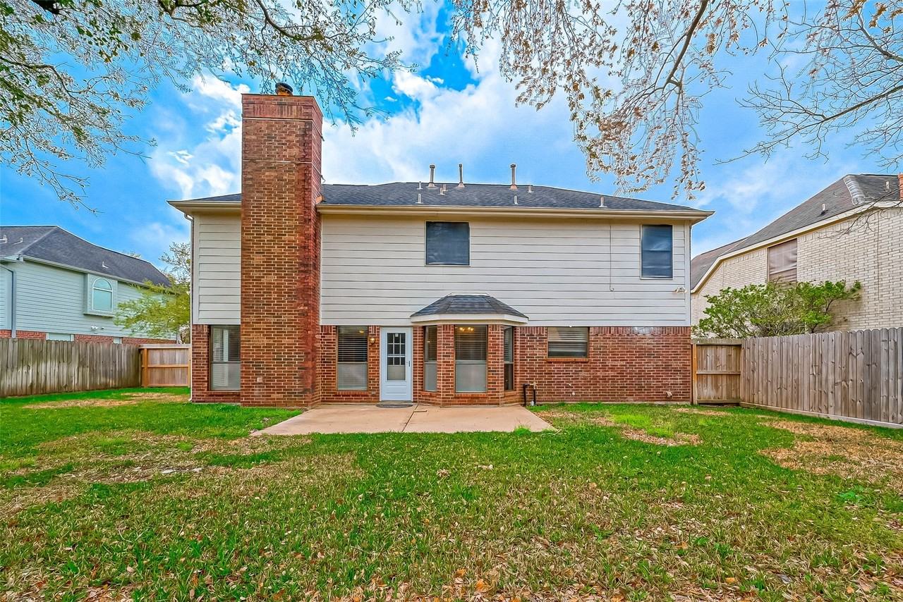 13507 Heron Field Court - Photo 4 of 23
