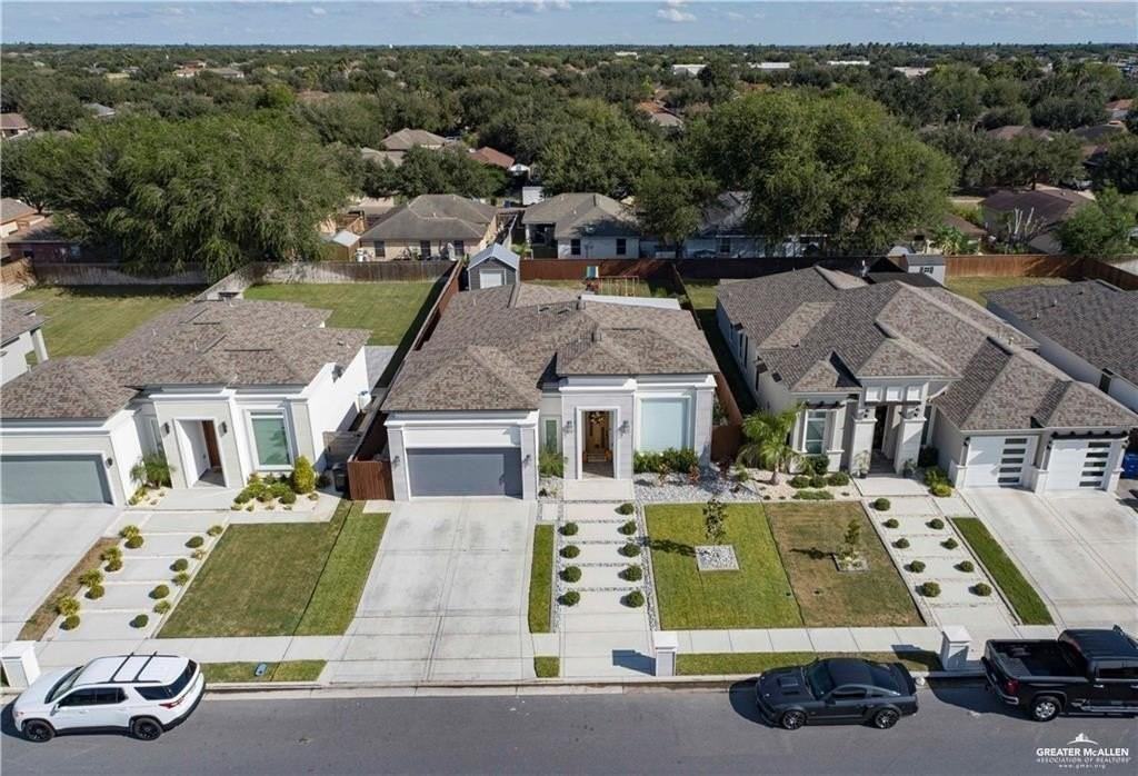 3904 Wisteria Ave - Photo 2 of 13