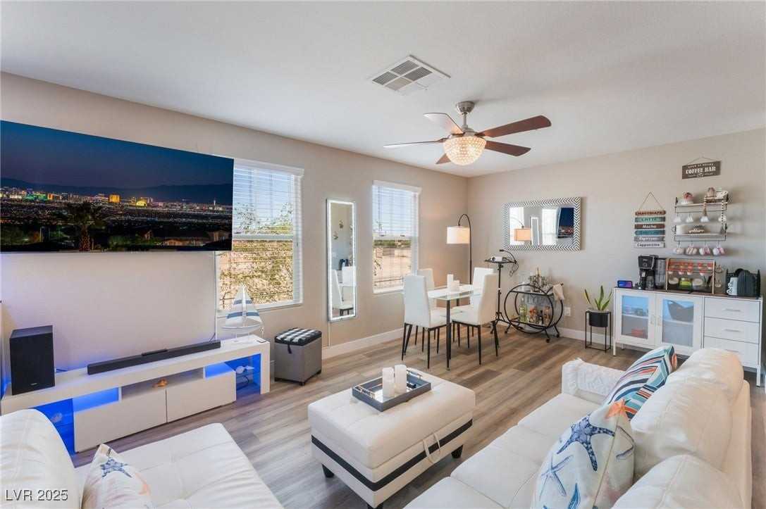 5230 Steep Cliffs Ave - Photo 7 of 45