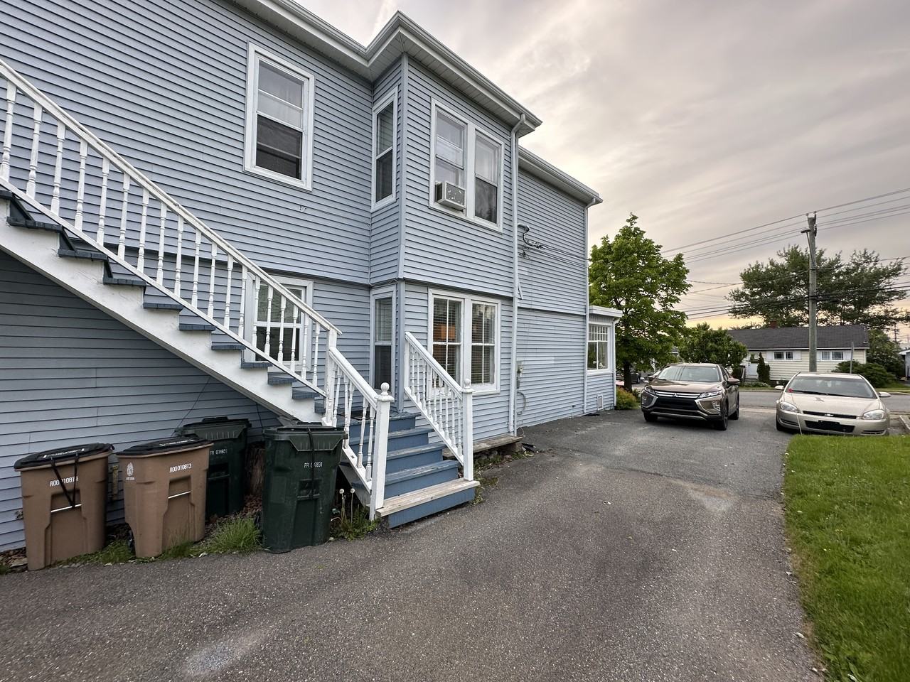 258 Sherbrooke Street Lower - Photo 3 of 80