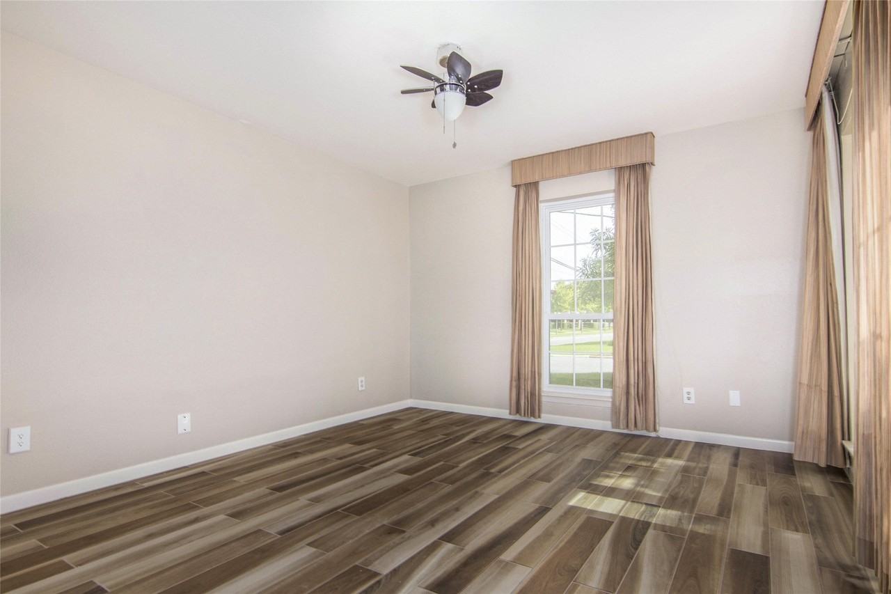 4800 Palmetto St - Photo 7 of 19