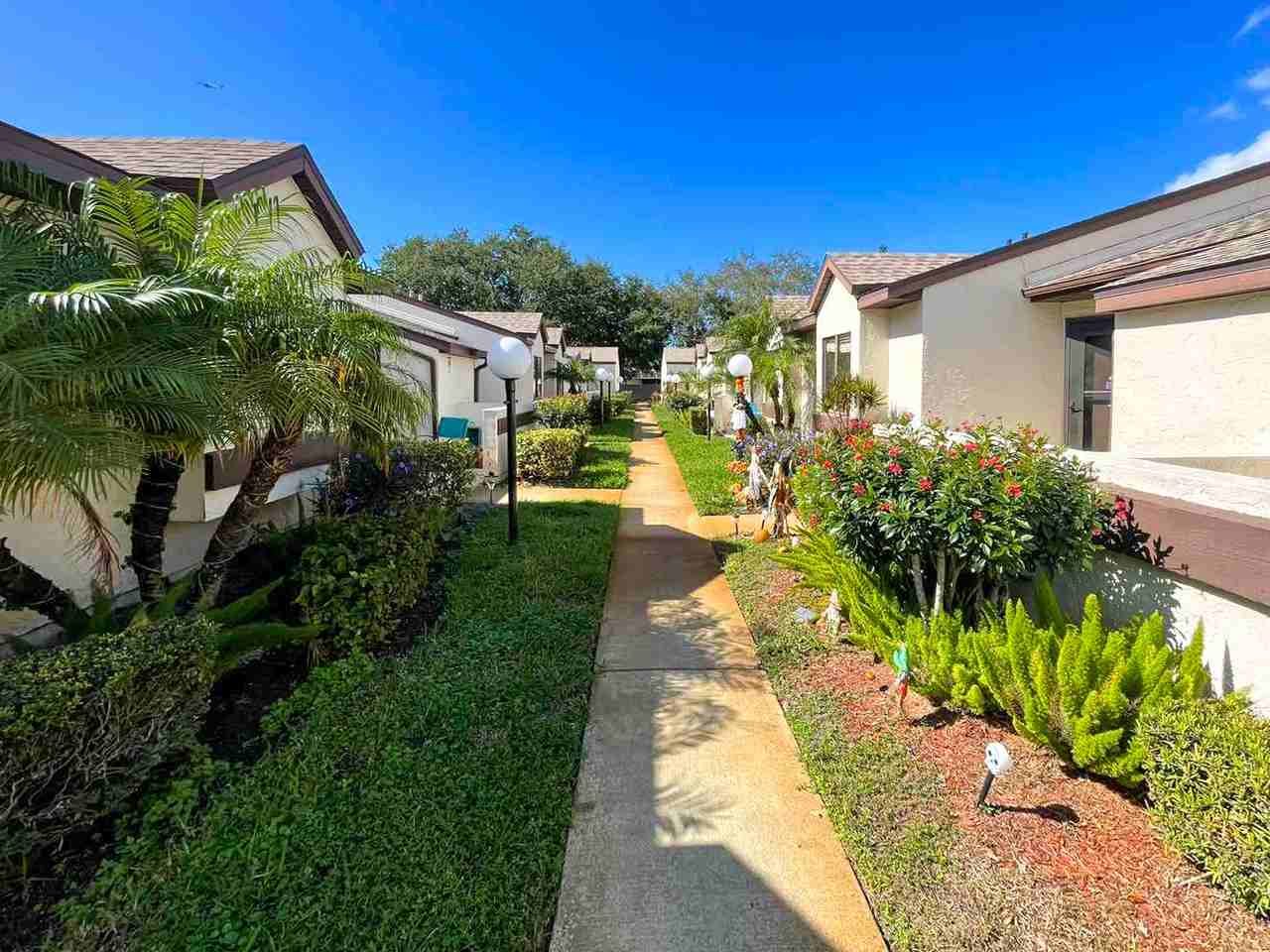 3610 59th Street Dr W - Photo 4 of 28