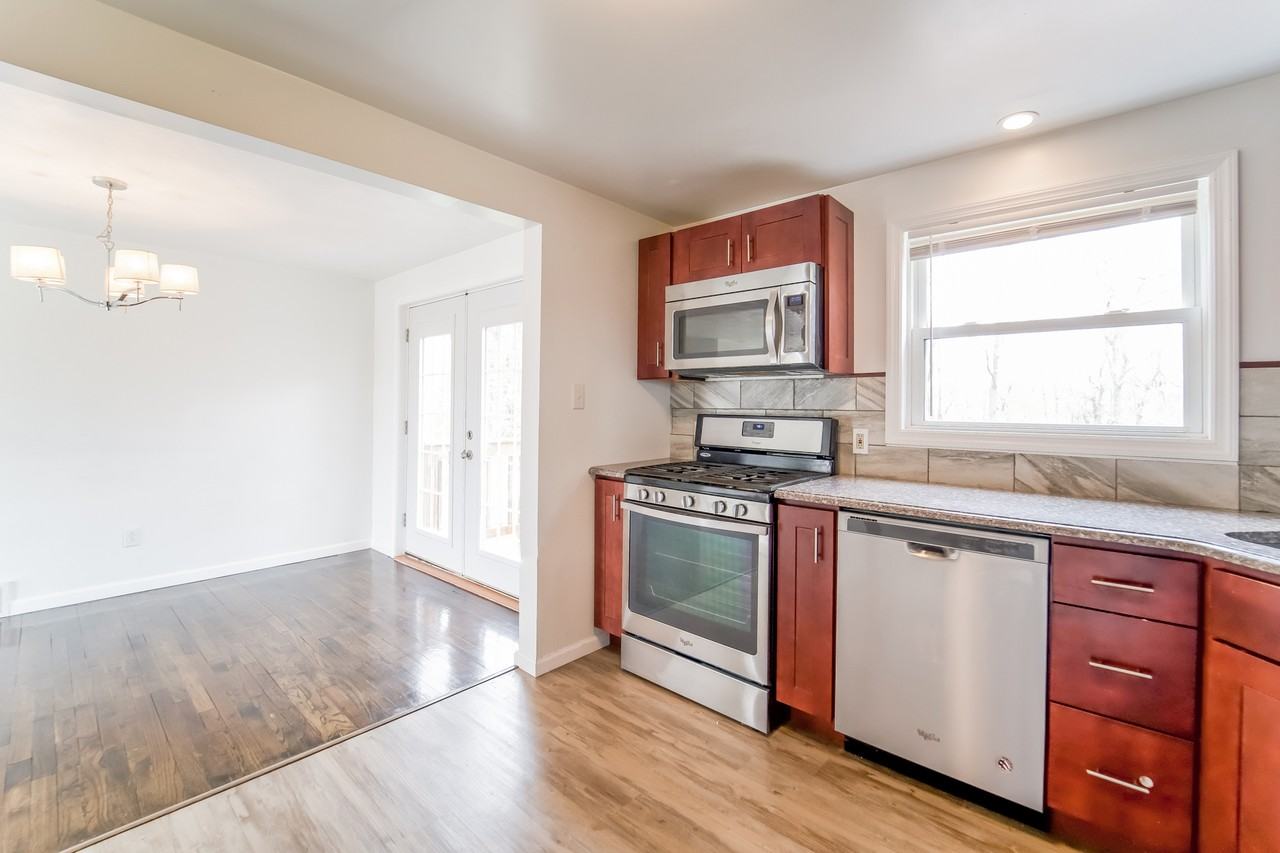 4625 Bert Dr - Photo 3 of 13