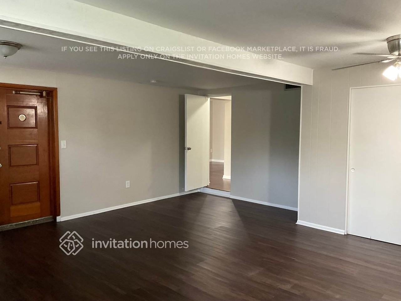 2213 Florence Ave - Photo 2 of 11