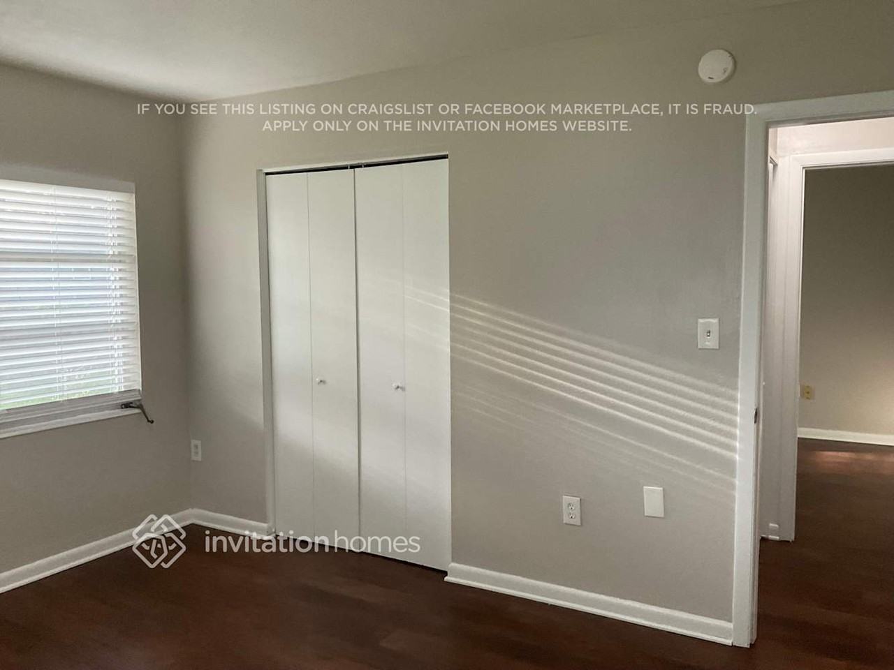 2213 Florence Ave - Photo 7 of 11