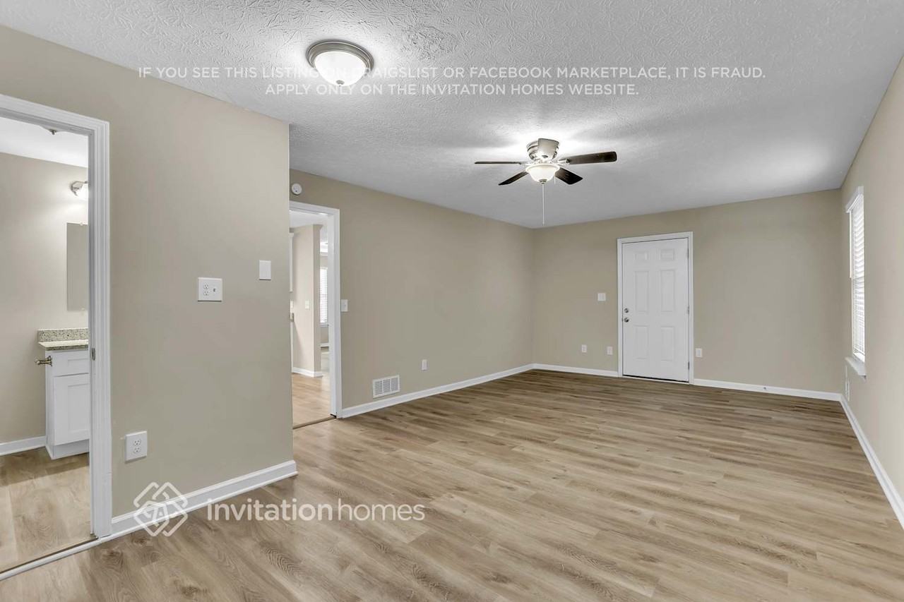 6584 Oakwood Dr - Photo 6 of 15