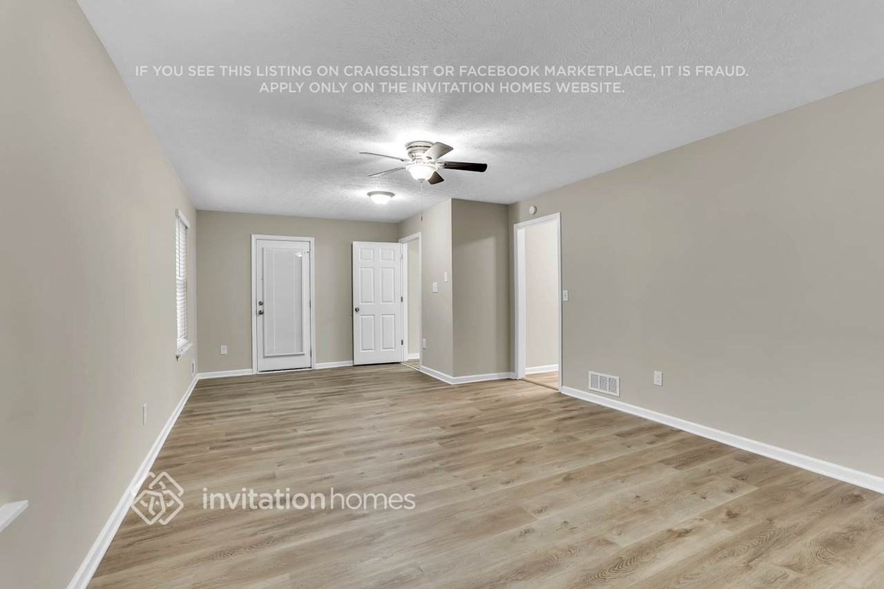 6584 Oakwood Dr - Photo 7 of 15