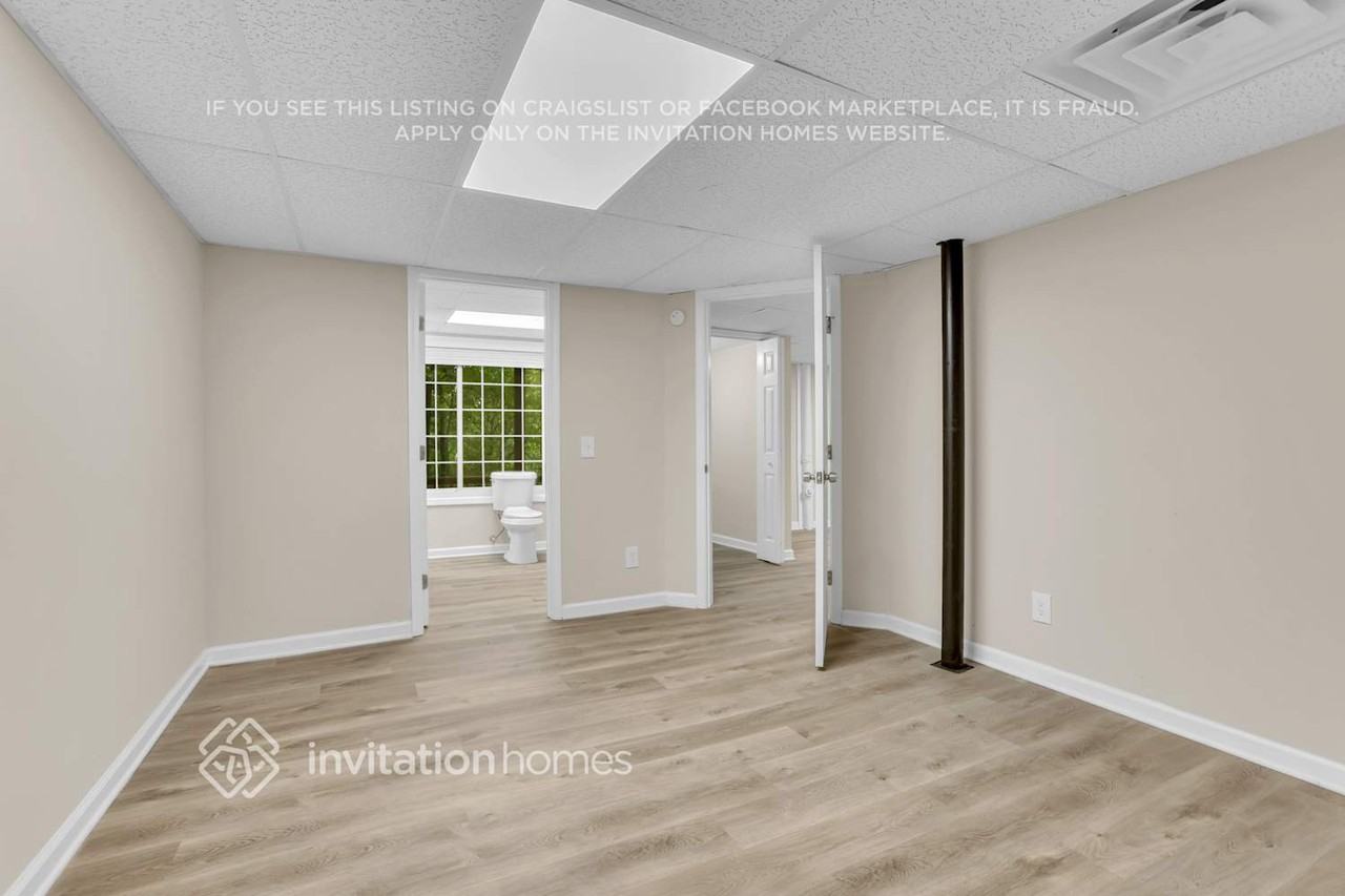 6584 Oakwood Dr - Photo 5 of 15