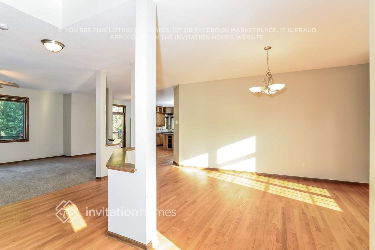 3639 103rd Trl N - Photo 7 of 19