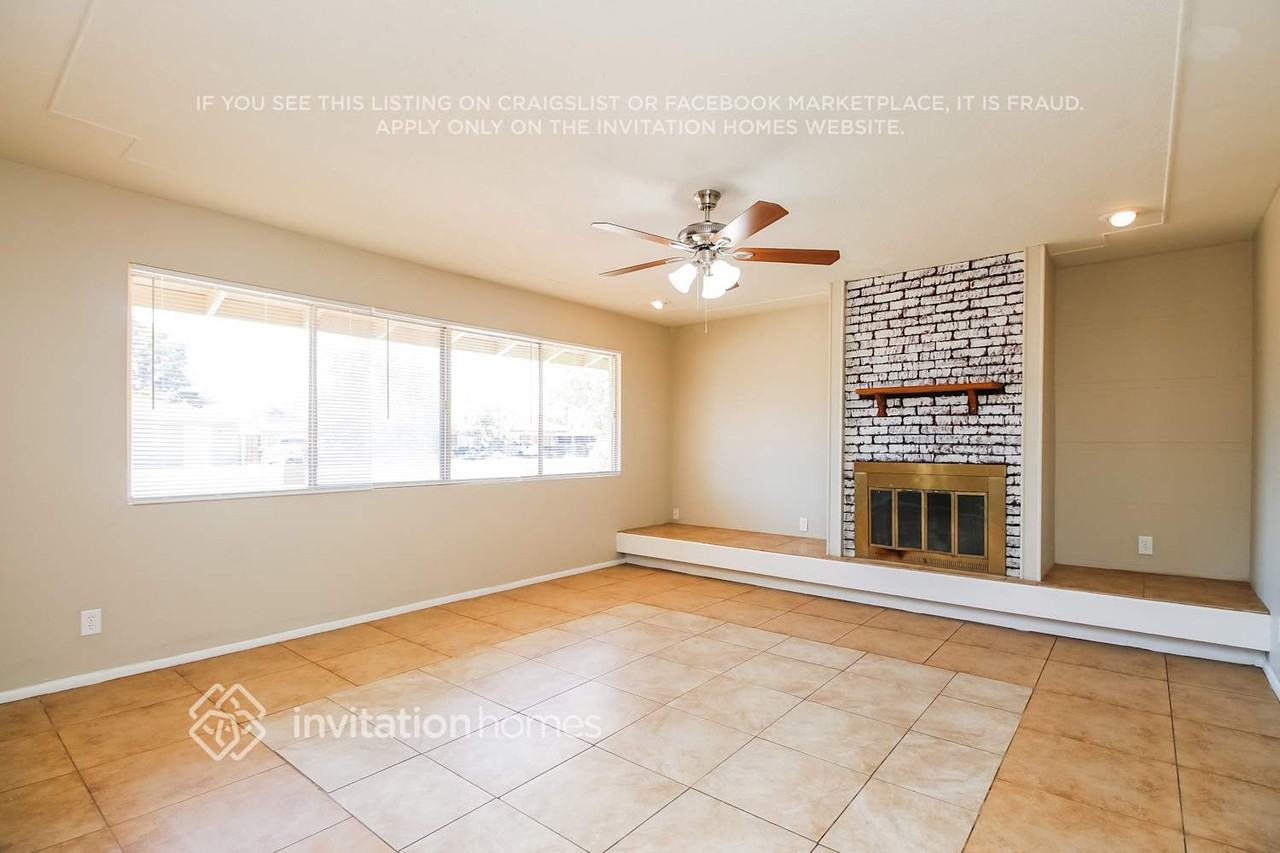 551 N Spencer - Photo 3 of 10