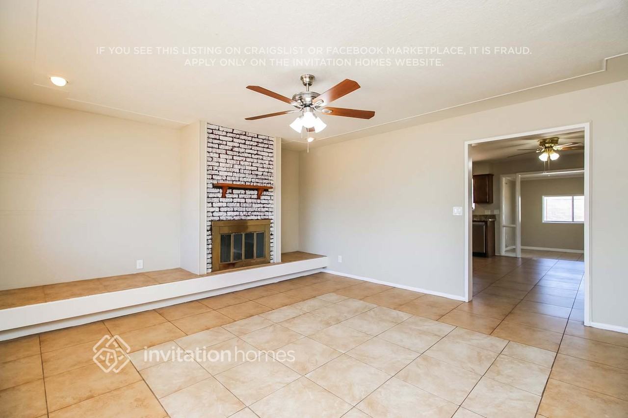 551 N Spencer - Photo 4 of 10