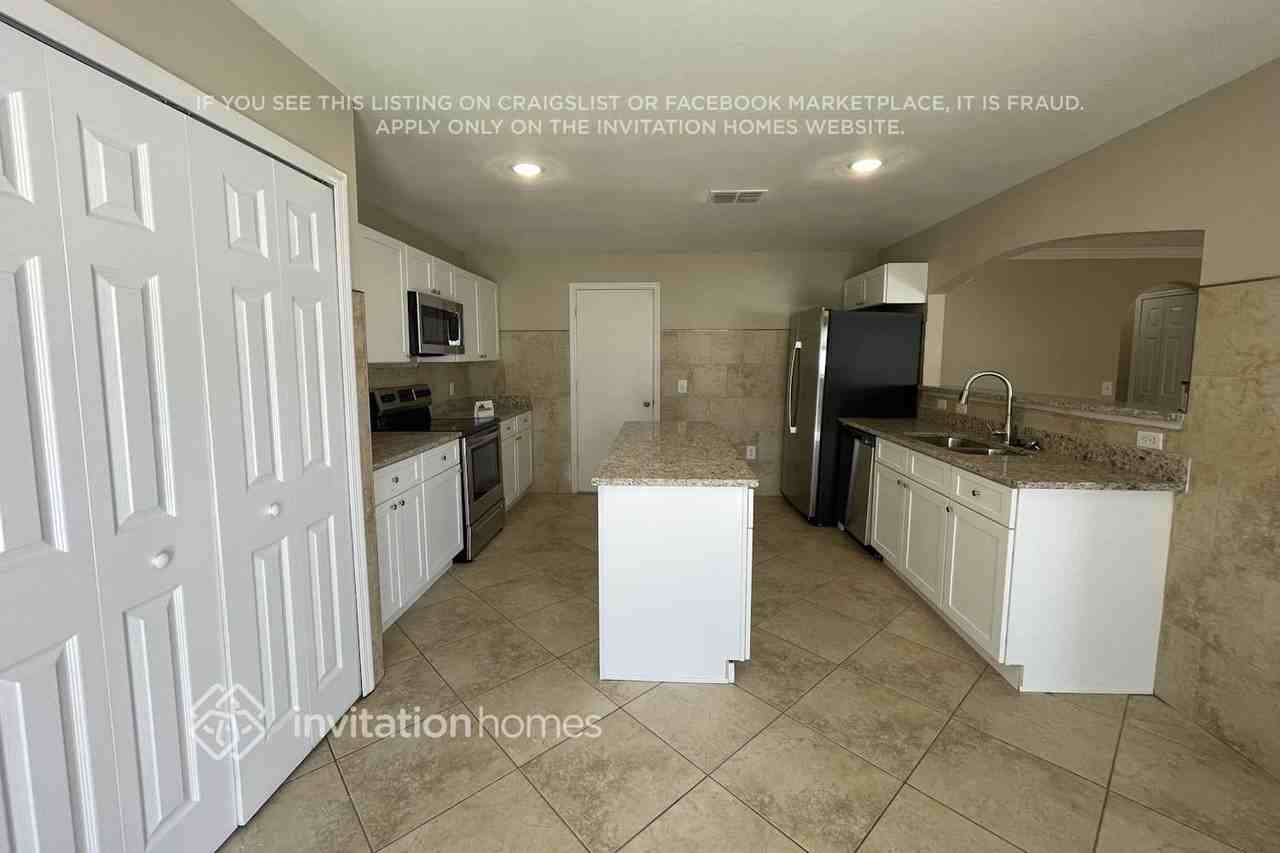 11504 Ivy Flower Loop - Photo 4 of 12