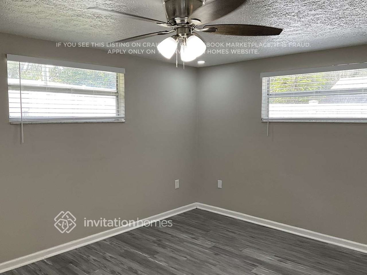 6837 Greenwich Ave - Photo 7 of 11