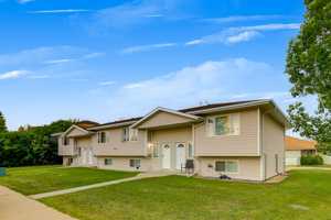 featured image of 5633 52 St