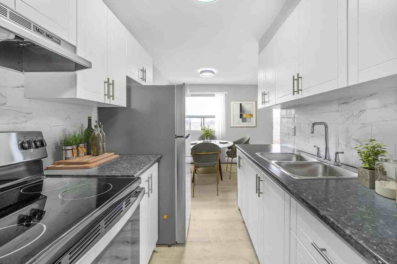 9 Riverdale Drive - Photo 2 of 10