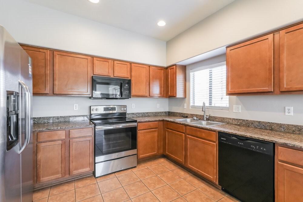 485 E Placita Fanega - Photo 6 of 17