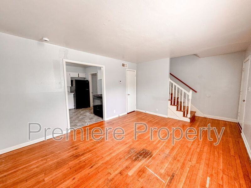 1128 N Union St - Photo 2 of 8