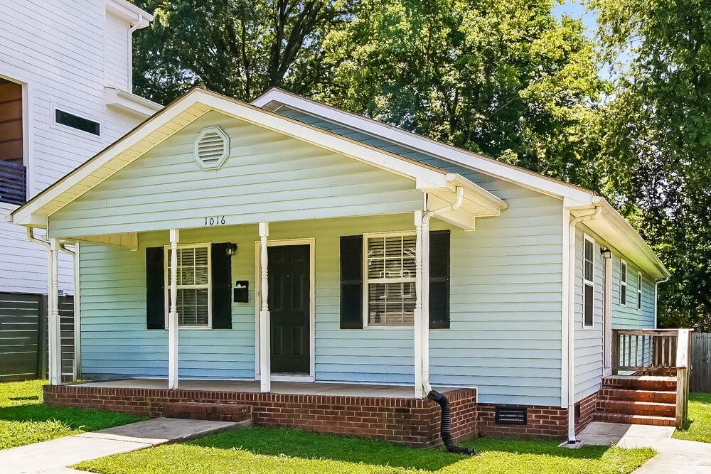 1016 Harrill St - Photo 3 of 16