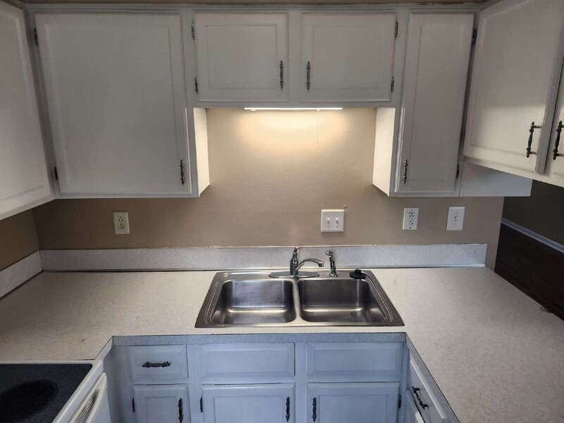 1010 Linden Dr - Photo 3 of 15
