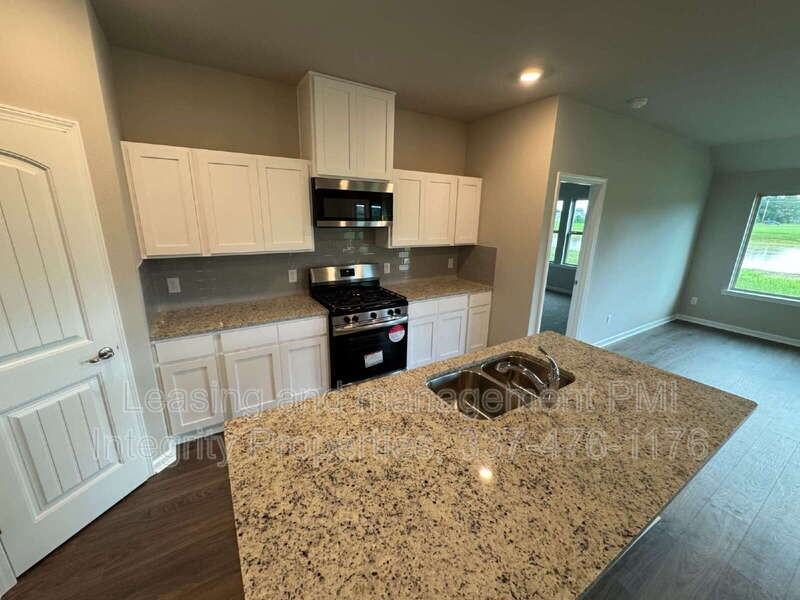 9239 Garrett Rd - Photo 2 of 50