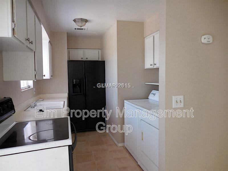 5052 Mountain Vista St - Photo 2 of 9