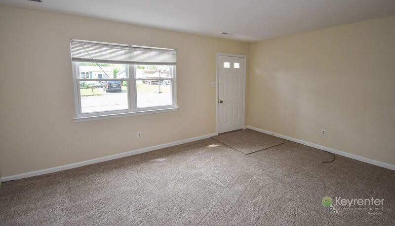 403 Avenue A #B - Photo 3 of 15