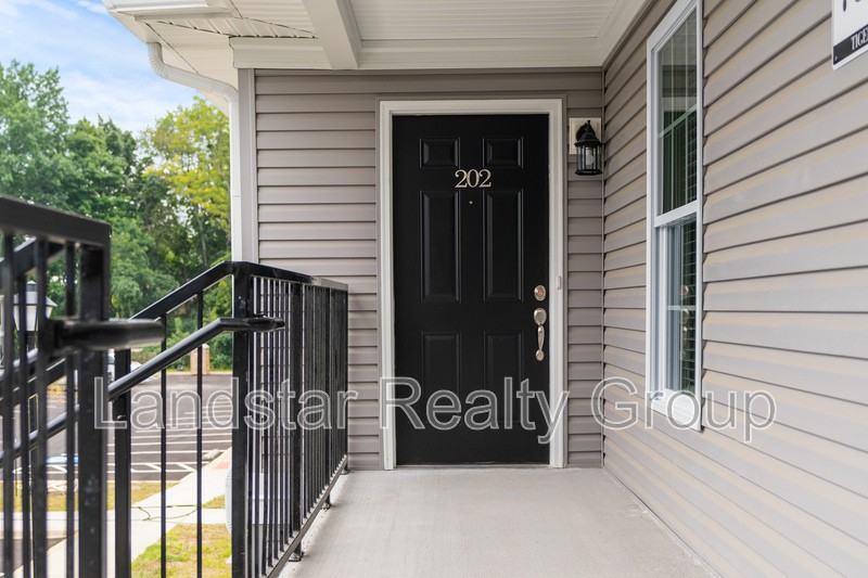 7310 Tiger Way #202 - Photo 5 of 33
