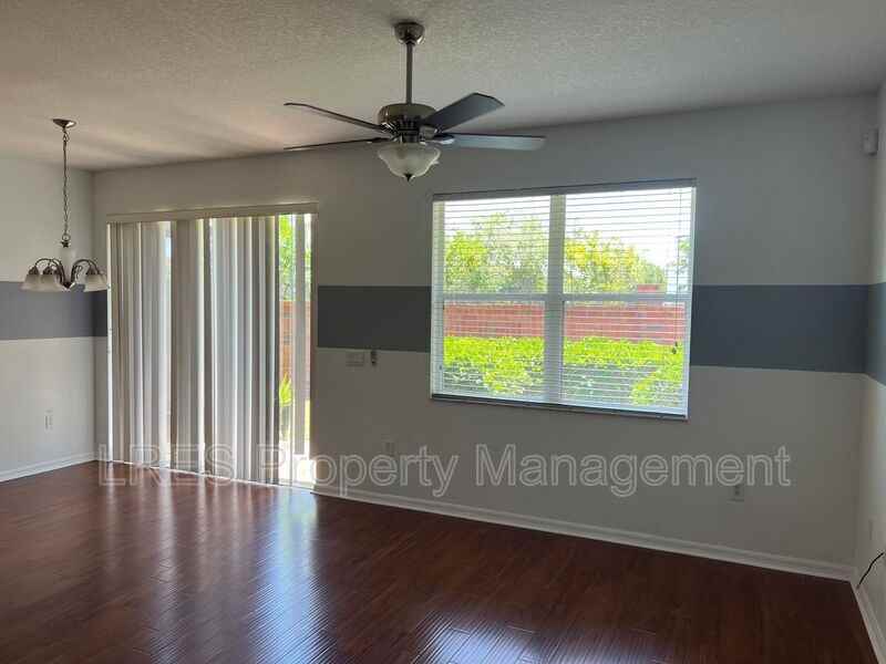 1525 Orrington Payne Pl - Photo 2 of 19