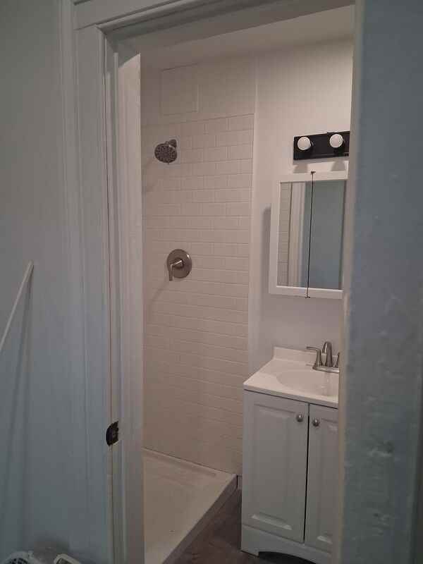 303 State St - Photo 5 of 7