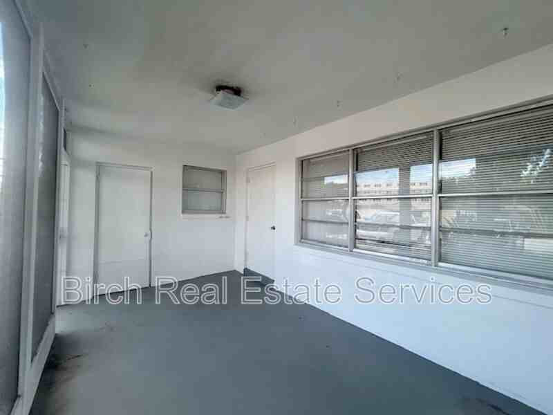 200 Waverly Way #200 - Photo 2 of 13