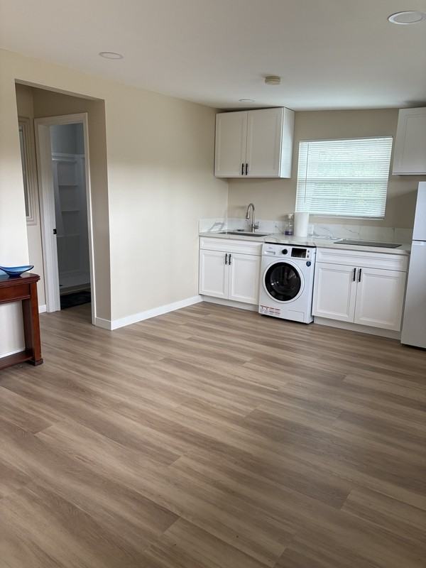 418 Honeysuckle Ln #B - Photo 7 of 10