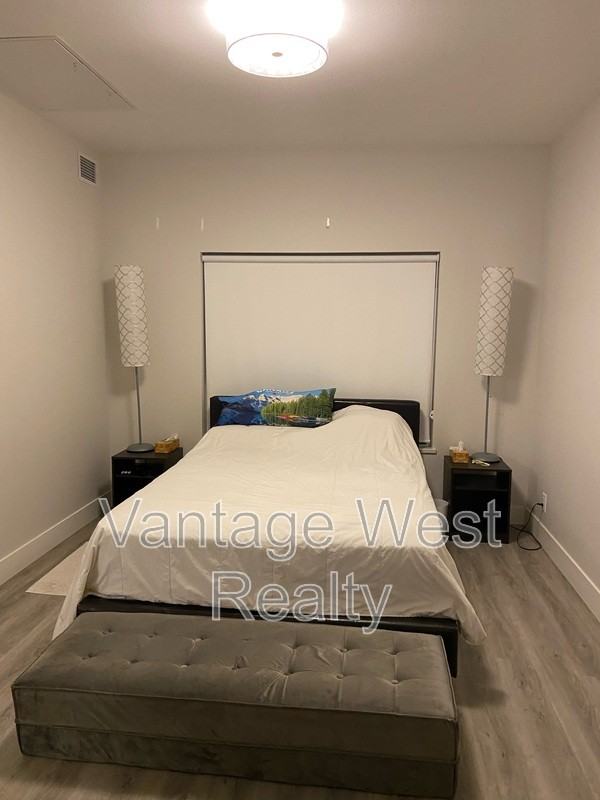 501 Hollywood Rd S - Photo 5 of 8