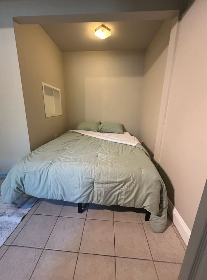 61 Rhode Island Ave - Photo 6 of 21