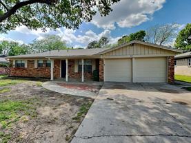 825 Livingston Dr - Photo 1 of 1