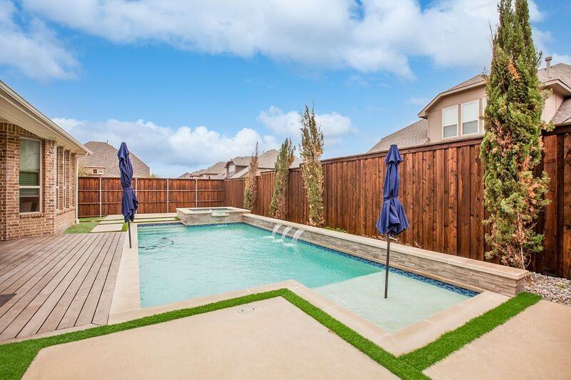 1614 Thoroughbred Ln - Photo 3 of 50