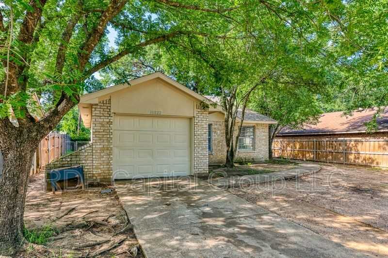 10822 Bravura Ln - Photo 2 of 24