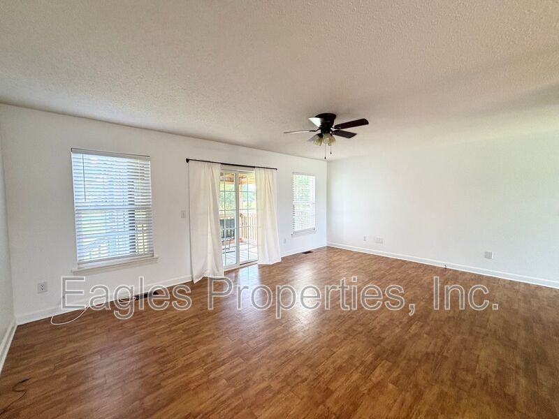 3053 Condor Ct - Photo 5 of 14