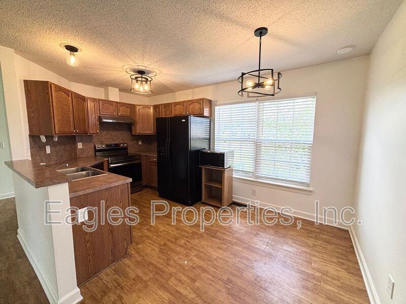 3053 Condor Ct - Photo 6 of 14