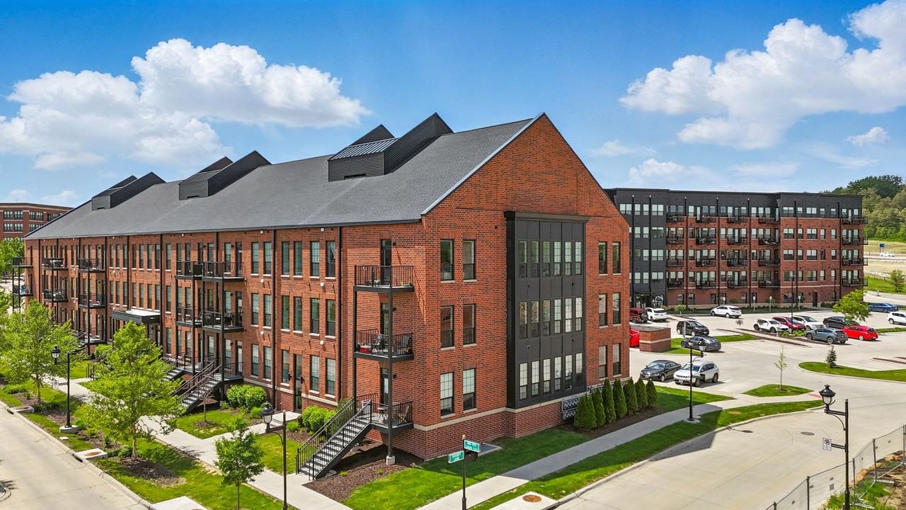 Parkview Apts - Photo 4 of 17