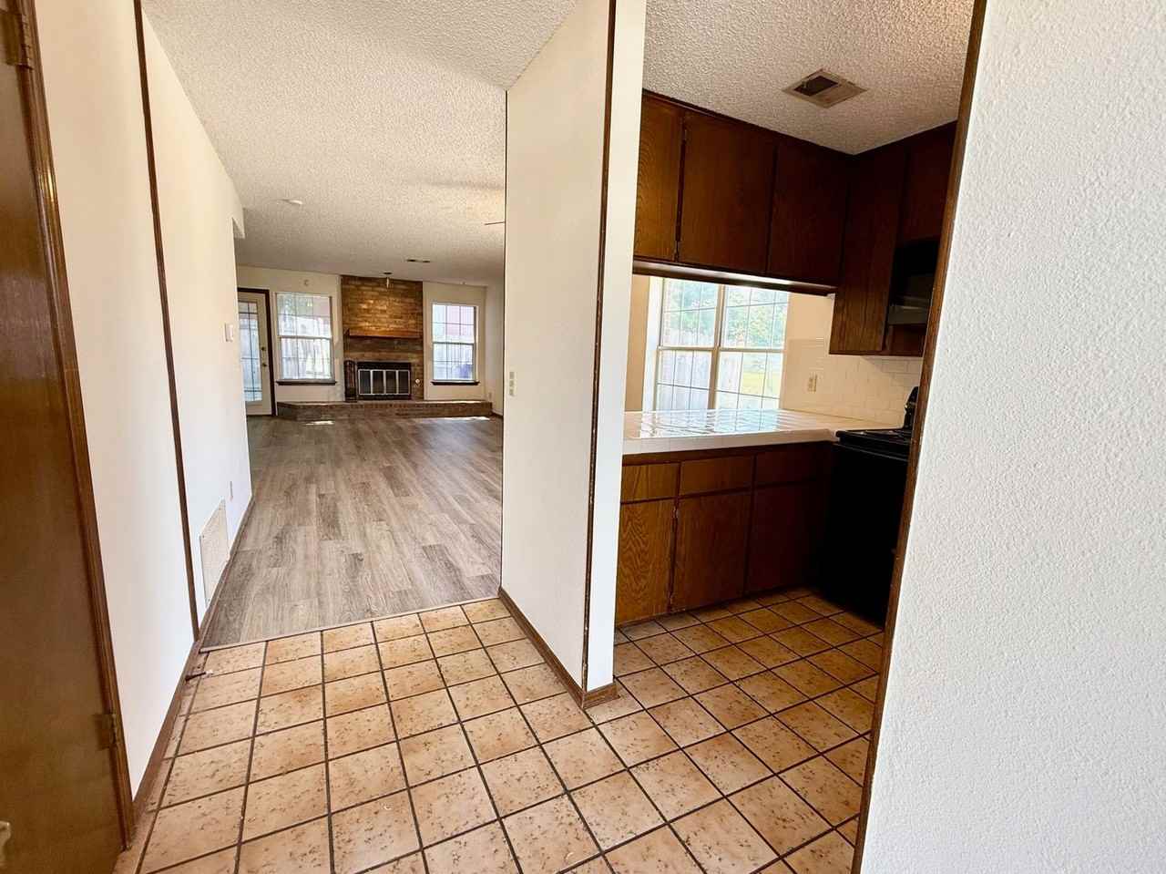 3202 Barley Ct - Photo 3 of 16