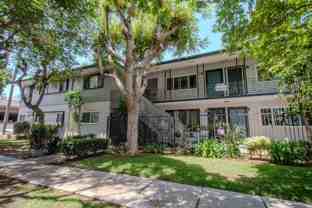 405 W 10th St - Photo 1 of 1