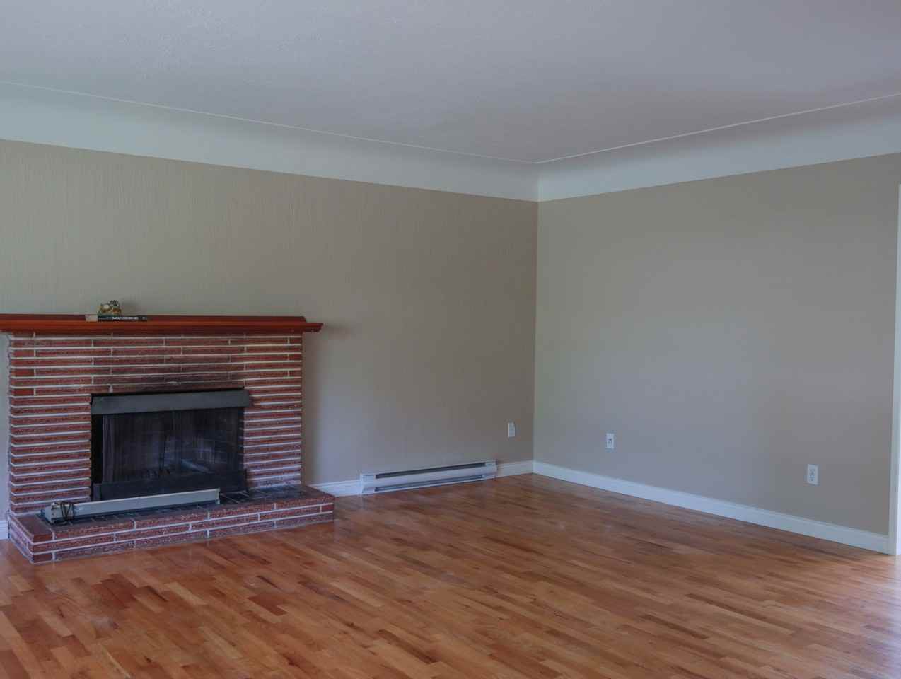 3922 Saint Peter's Road - Photo 2 of 19