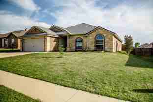 2908 Tarrant County Dr - Photo 1 of 1