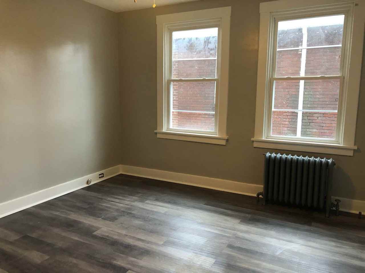 6121 Saint Marie St - Photo 7 of 8